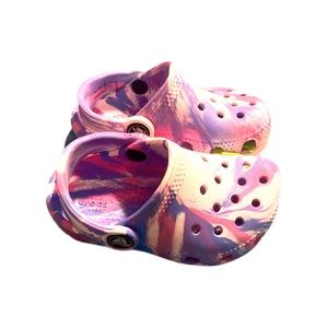 Crocs Marble pink/purple/white size 6c